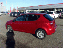 SEAT ibiza rouge fonce 