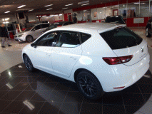 SEAT leon  blanc